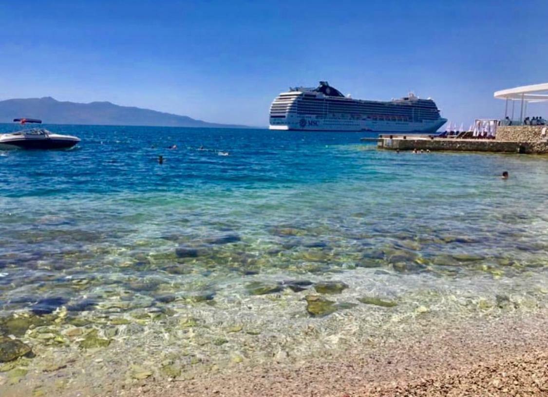 ساراندا Villa 23 On The Bay المظهر الخارجي الصورة