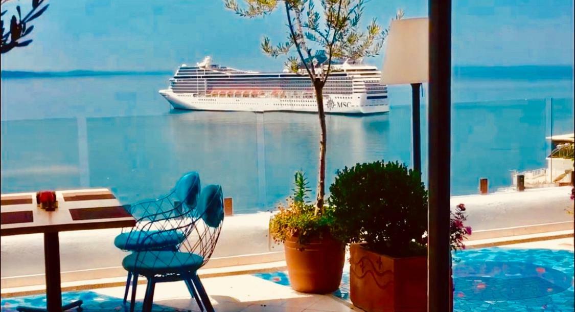 ساراندا Villa 23 On The Bay المظهر الخارجي الصورة